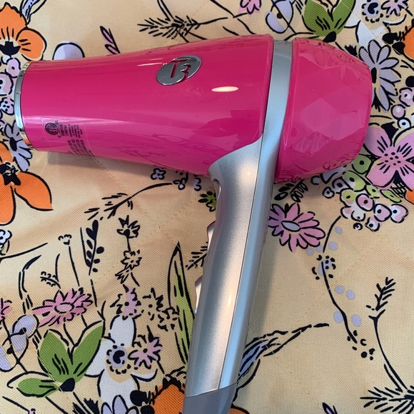 T3 Pink Hairdryer - Picture 1 of 5